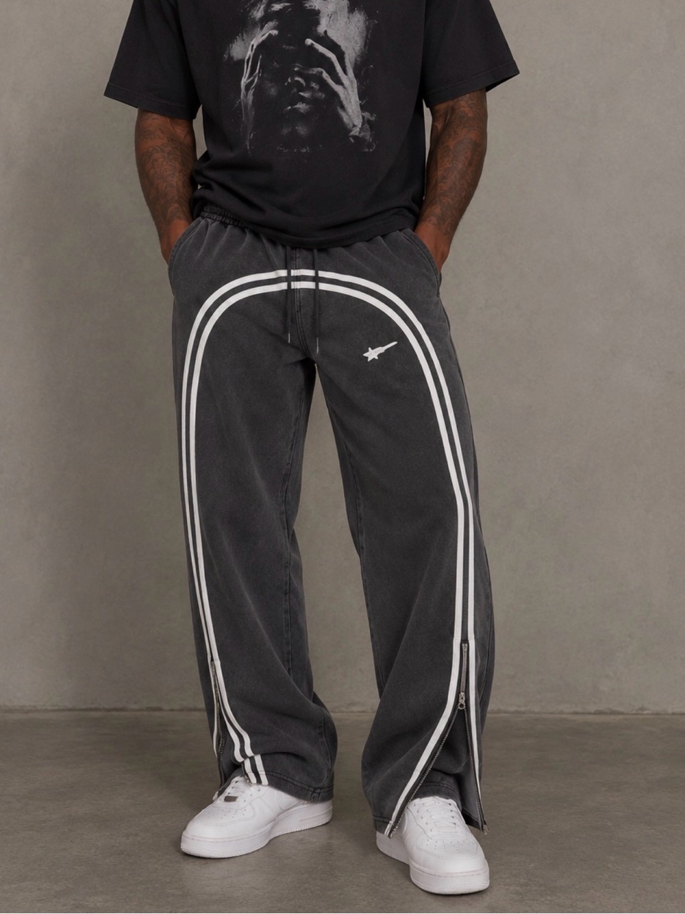 Charcoal Gray Streetwear Medium Weight Sweatpants Size Small Zipper Bottom